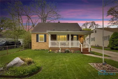 4815 Hannaford Dr, Toledo, OH 43623