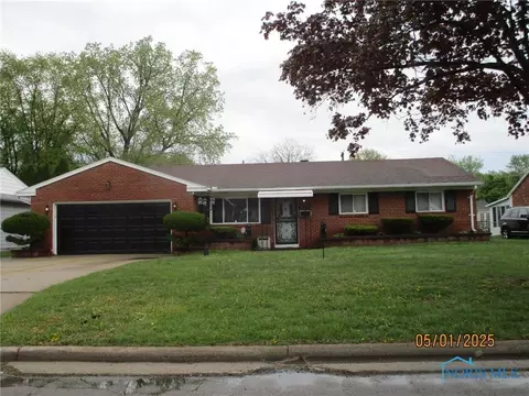 822 Independence Rd, Toledo, OH 43607