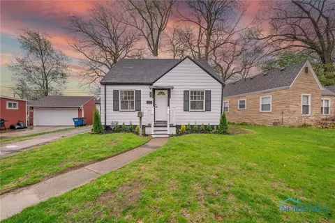 2633 Thoman Pl, Toledo, OH 43613