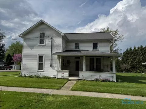 207 W High St, Napoleon, OH 43545