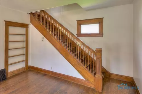 229 E Harrison St, Maumee, OH 43537 photo 14