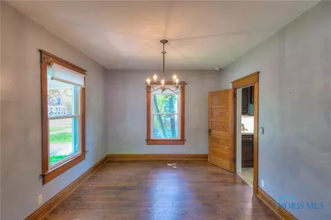 229 E Harrison St, Maumee, OH 43537 photo 10