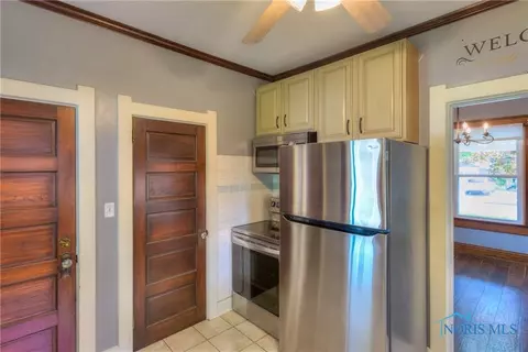 229 E Harrison St, Maumee, OH 43537 photo 12