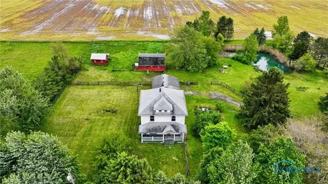 13707 Brint Rd, Berkey, OH 43504