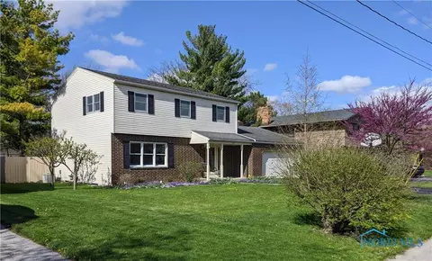 1304 N Orleans Ave, Bowling Green, OH 43402