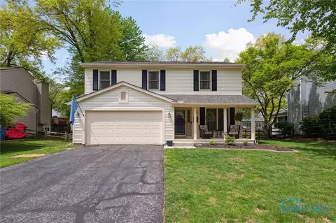3663 Woodspring Rd, Sylvania, OH 43560