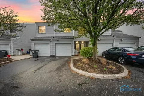 2571 W Village Dr #2571, Toledo, OH 43614
