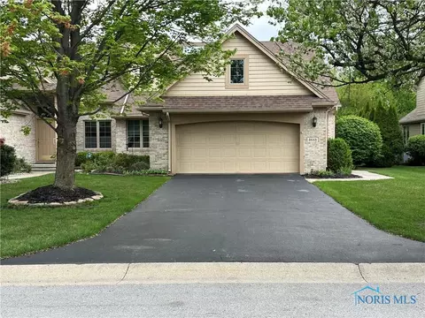 8648 Quail Hollow Ct, Holland, OH 43528