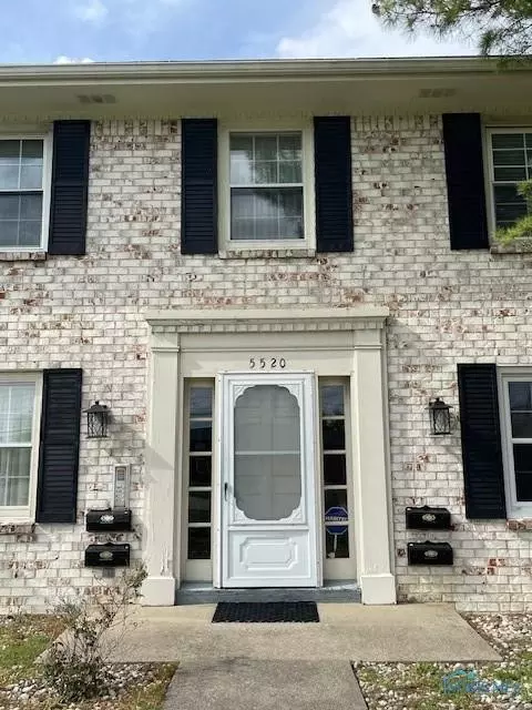 5520 Heatherdowns Blvd #11, Toledo, OH 43614