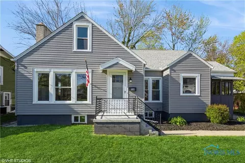 214 Meekison St, Napoleon, OH 43545