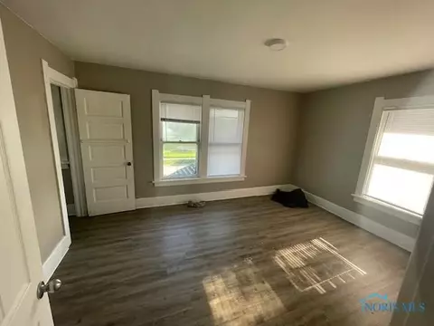 1048 Campbell St, Toledo, OH 43607 photo 10