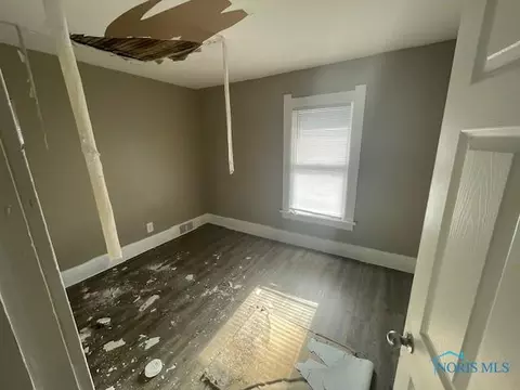 1048 Campbell St, Toledo, OH 43607 photo 11