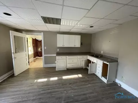 1048 Campbell St, Toledo, OH 43607 photo 6