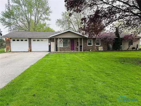305 Walz St, Edon, OH 43518