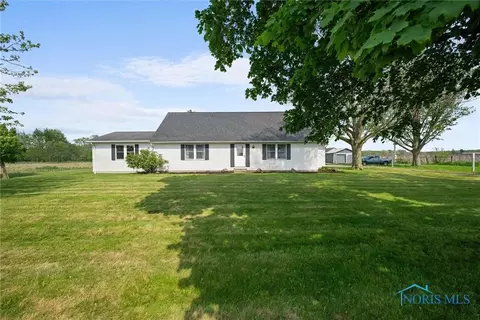 5788 Emerson Rd, Bloomdale, OH 44817