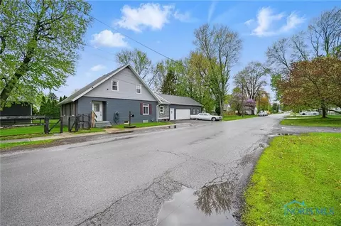 717 Balsley Ave, Findlay, OH 45840