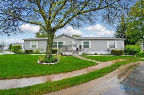 715 S Holland Sylvania Rd #88, Toledo, OH 43615