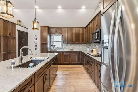 308 E Main St, Vanlue, OH 45890 photo 13