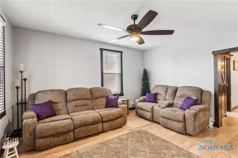 308 E Main St, Vanlue, OH 45890 photo 8