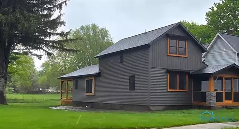 510 East St, Liberty Center, OH 43532