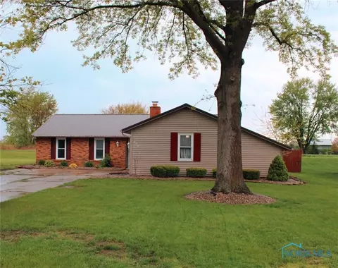 508 Maple Ln, Hicksville, OH 43526