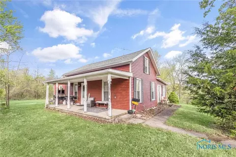 1037 Stevenson St, Napoleon, OH 43545