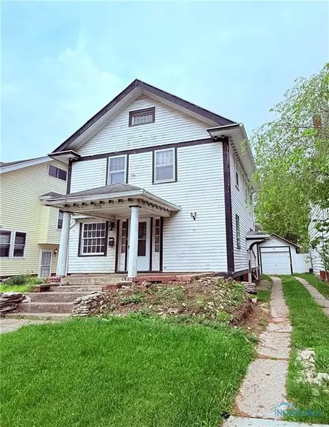 2031 Parkdale Ave, Toledo, OH 43607