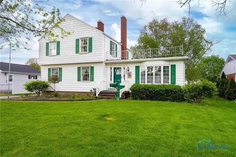 124 E Pearl St, Findlay, OH 45840
