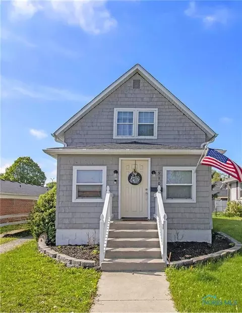 910 E High St, Bryan, OH 43506 photo 2