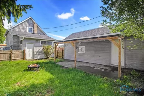 910 E High St, Bryan, OH 43506 photo 19