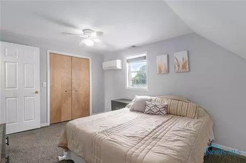 910 E High St, Bryan, OH 43506 photo 14
