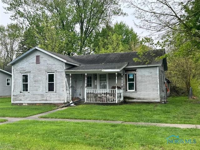 106 E Church St, Stryker, OH 43557