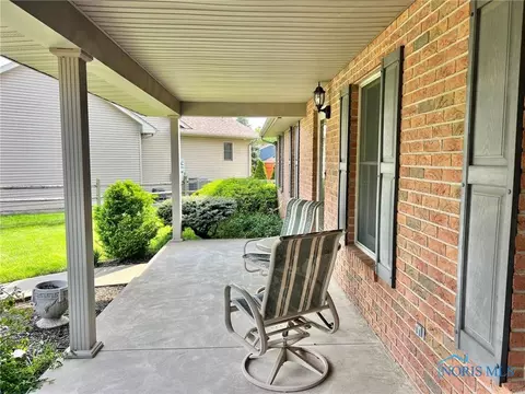 844 Sunset Dr, Findlay, OH 45840 photo 5