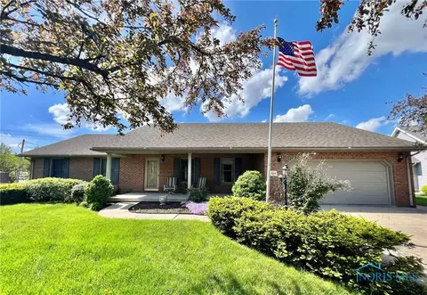 844 Sunset Dr, Findlay, OH 45840 photo 1