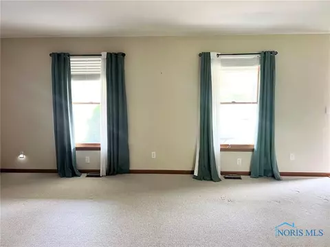 844 Sunset Dr, Findlay, OH 45840 photo 7