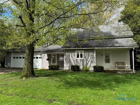 165 5th St, Mcclure, OH 43534