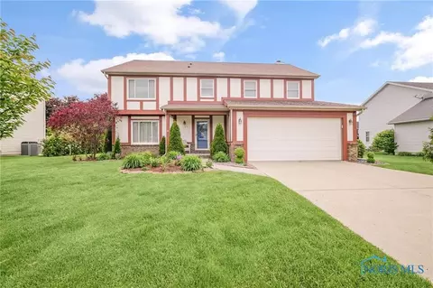 1108 Heritage Cv, Oregon, OH 43616