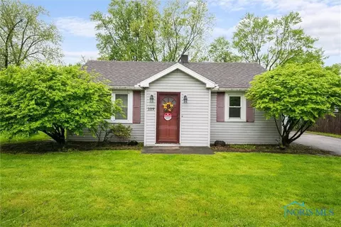 109 N Harefoote Rd, Toledo, OH 43615