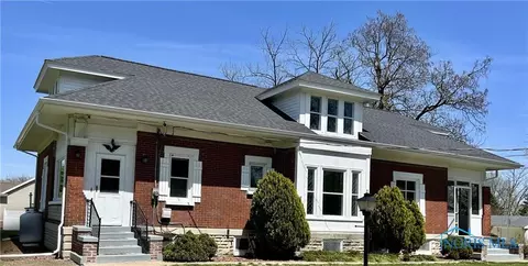 5907 N Berkey Southern Rd, Berkey, OH 43504