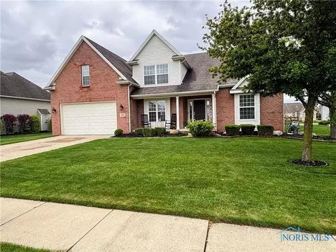 5663 Maple Creek Blvd, Sylvania, OH 43560