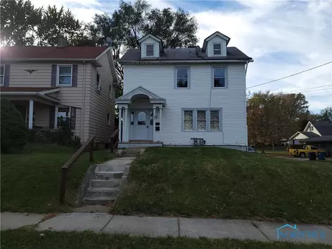 342 Van Buren Ave, Oregon, OH 43605