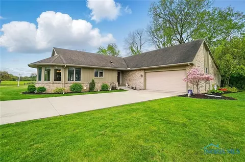 29030 Hufford Rd, Perrysburg, OH 43551