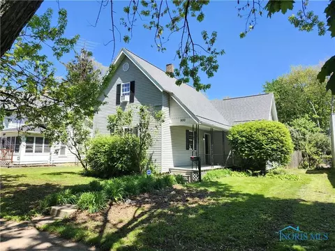 900 Leonard St, Fostoria, OH 44830