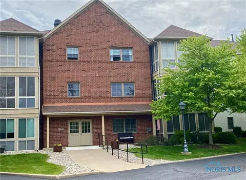 4730 Glendale Ave #206, Toledo, OH 43614