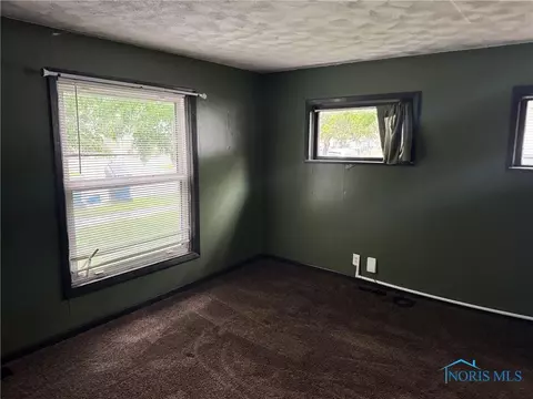 215 E Bryan St, Bryan, OH 43506 photo 16