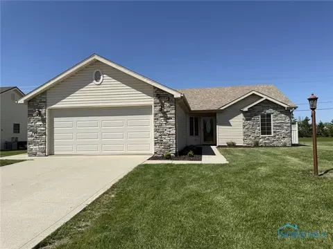 512 Fugate Dr, Defiance, OH 43512