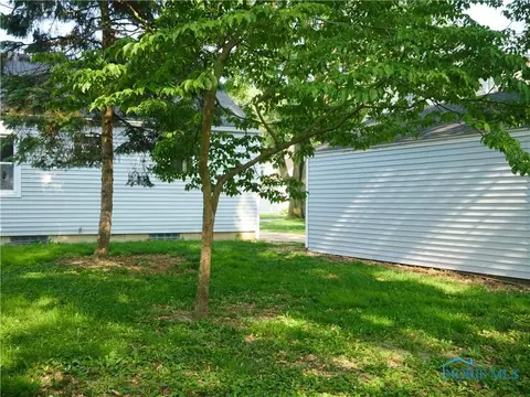 809 Wall St, Maumee, OH 43537 photo 15