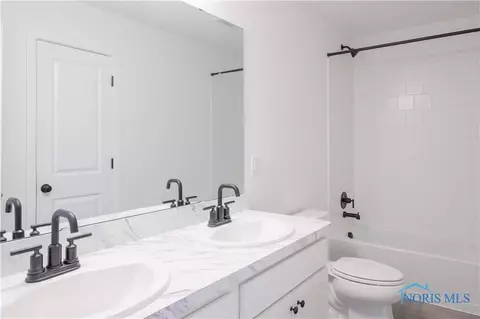 1089 Springcrest Dr, Waterville, OH 43566 photo 7
