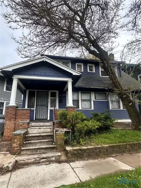 3390 Woodrow Blvd, Toledo, OH 43608