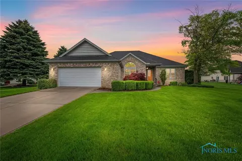 5723 Timbers Grn, Waterville, OH 43566